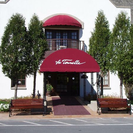 La Tourelle Hotel & Spa Ithaca Exterior foto